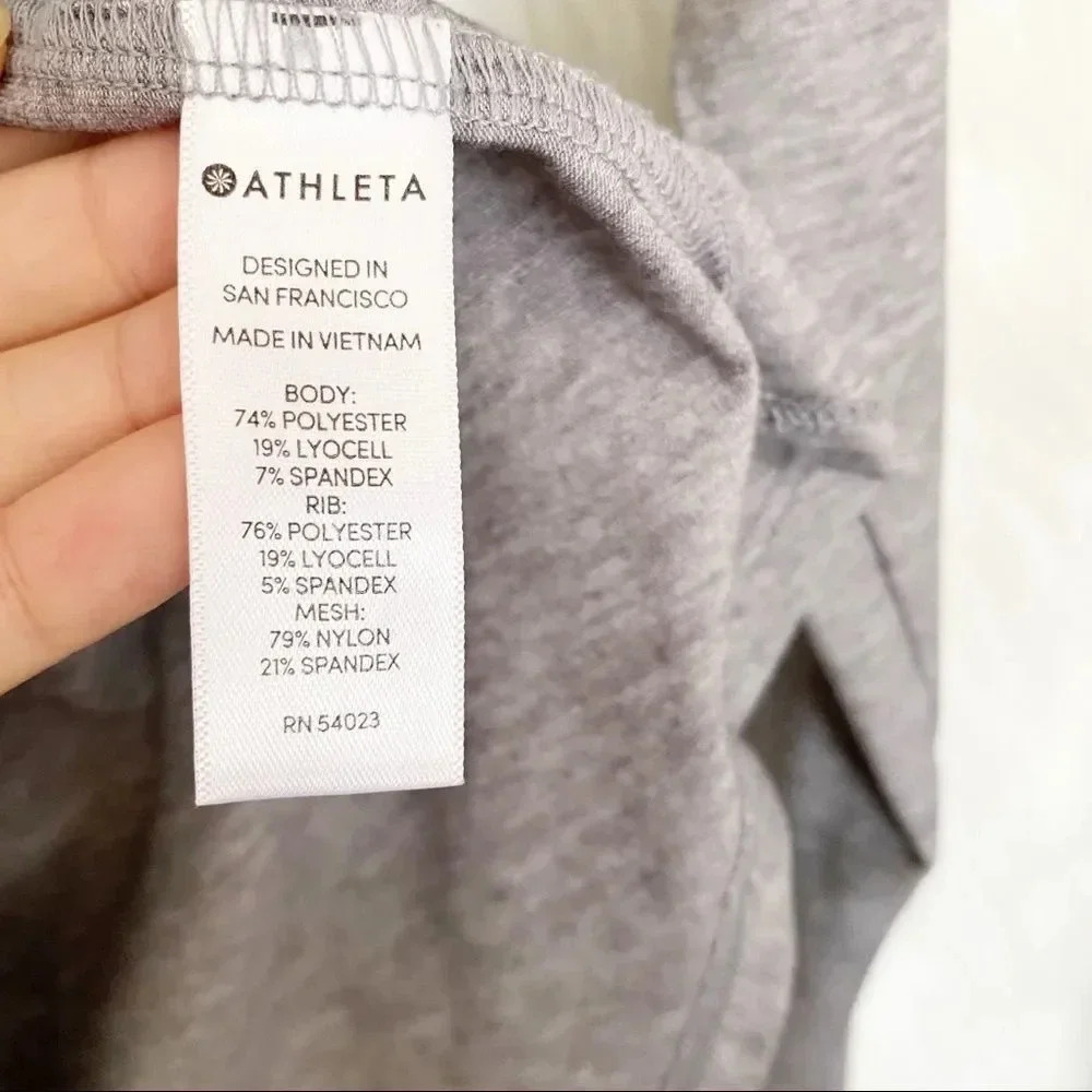 Athleta Gray Topanga Long Sleeve‎ Athletic Top - Picture 2 of 5